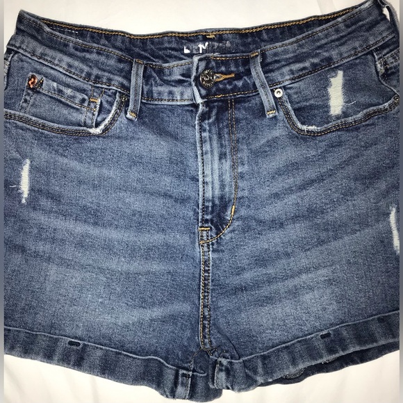 Levi’s Denizen from Mid Rise Shorts Size 7 W 28 - Picture 3 of 9